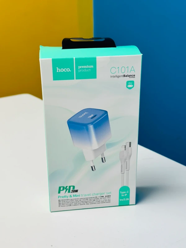 Hoco C101A 20W PD Charger with Type-C to Lightning Cable